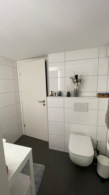 *** Vermietet*** Sehr schöne 2,5 Zi. Wohnung mit Gartennutzung