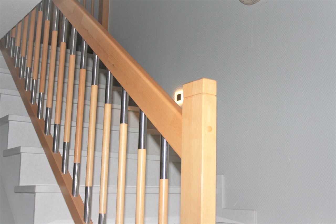 *** Vermietet *** Schöne helle Obergeschoss-Wohnung mit Gartennutzung nach Absprache zu vermieten