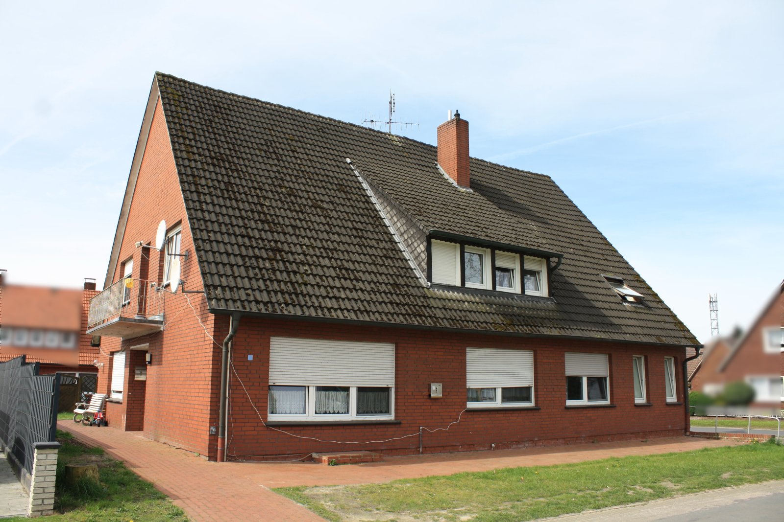 Attraktive Doppelhaushälfte in ruhiger Wohnsiedlung