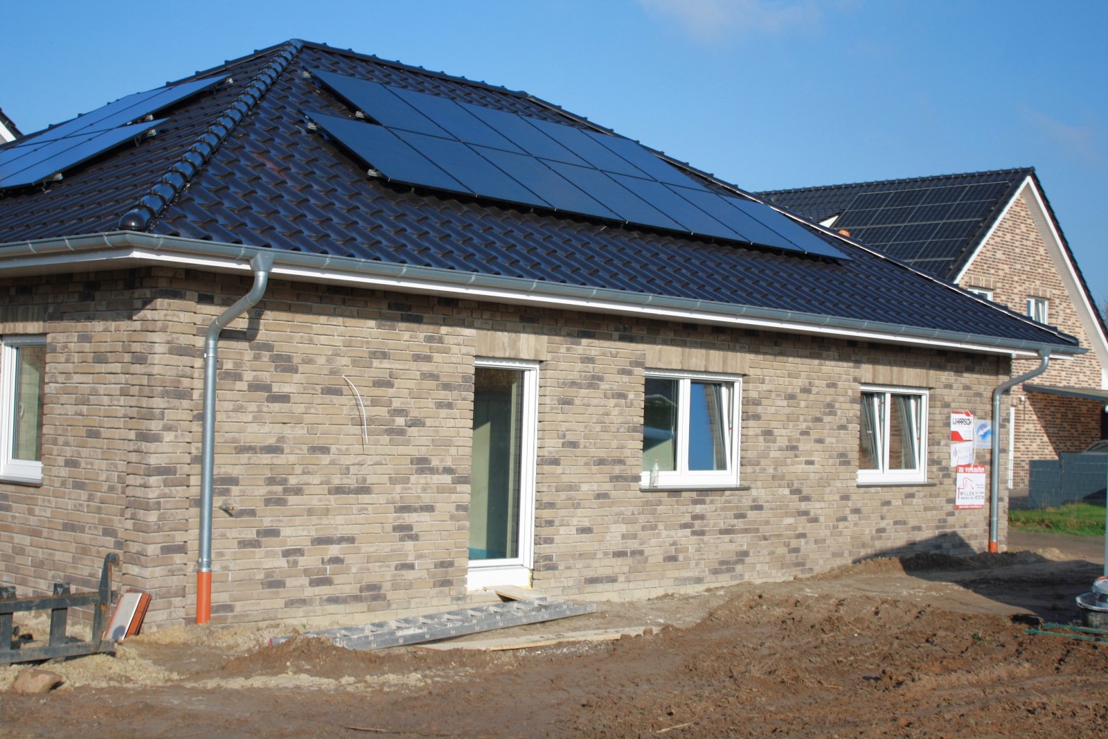 Schlüsselfertiger Bungalow mit Erdwärme und Photovoltaik -Effiziente Energienutzung