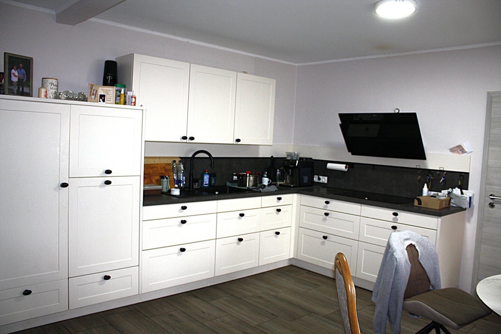 Großzügiges Wohnhaus mit Wintergarten, Poolhaus und vielseitigen Nutzungsmöglichkeiten