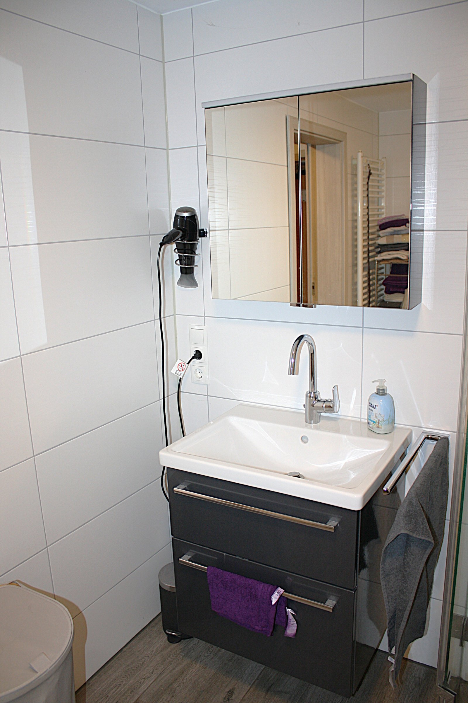 Großzügiges Wohnhaus mit Wintergarten, Poolhaus und vielseitigen Nutzungsmöglichkeiten