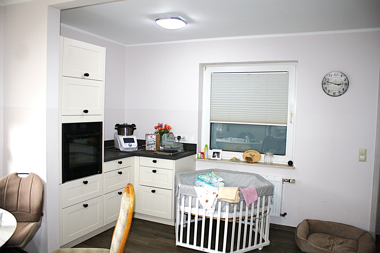 Großzügiges Wohnhaus mit Wintergarten, Poolhaus und vielseitigen Nutzungsmöglichkeiten