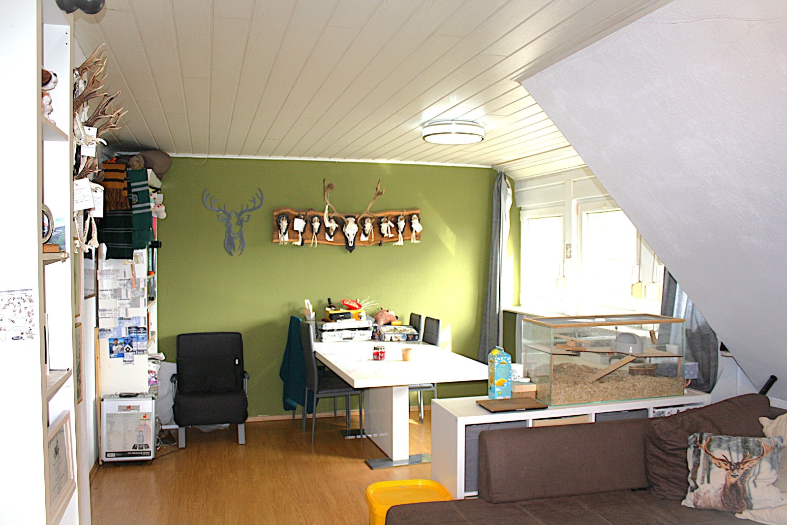 Großzügiges Wohnhaus mit Wintergarten, Poolhaus und vielseitigen Nutzungsmöglichkeiten