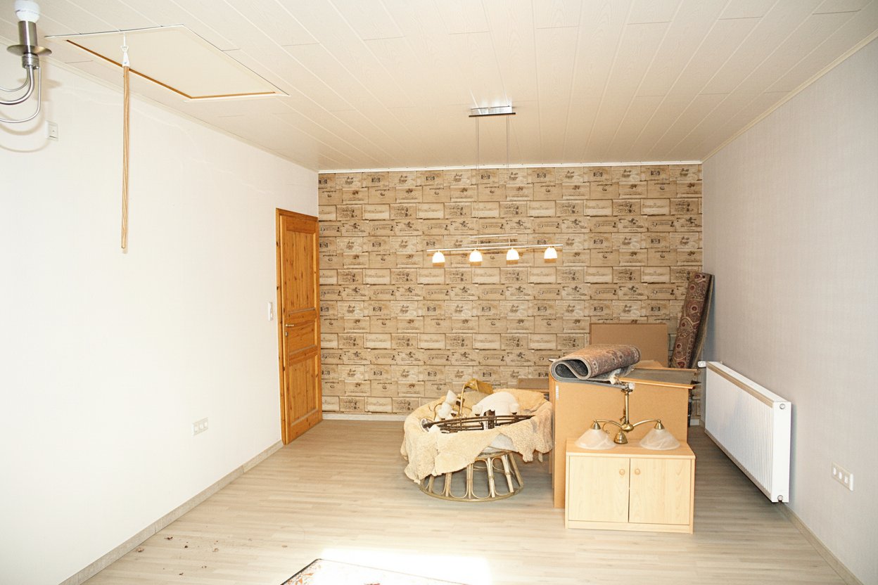 Landwirtschaftliches Anwesen mit 20.000 m² Grundstück, großem Wohnhaus und Einliegerwohnung