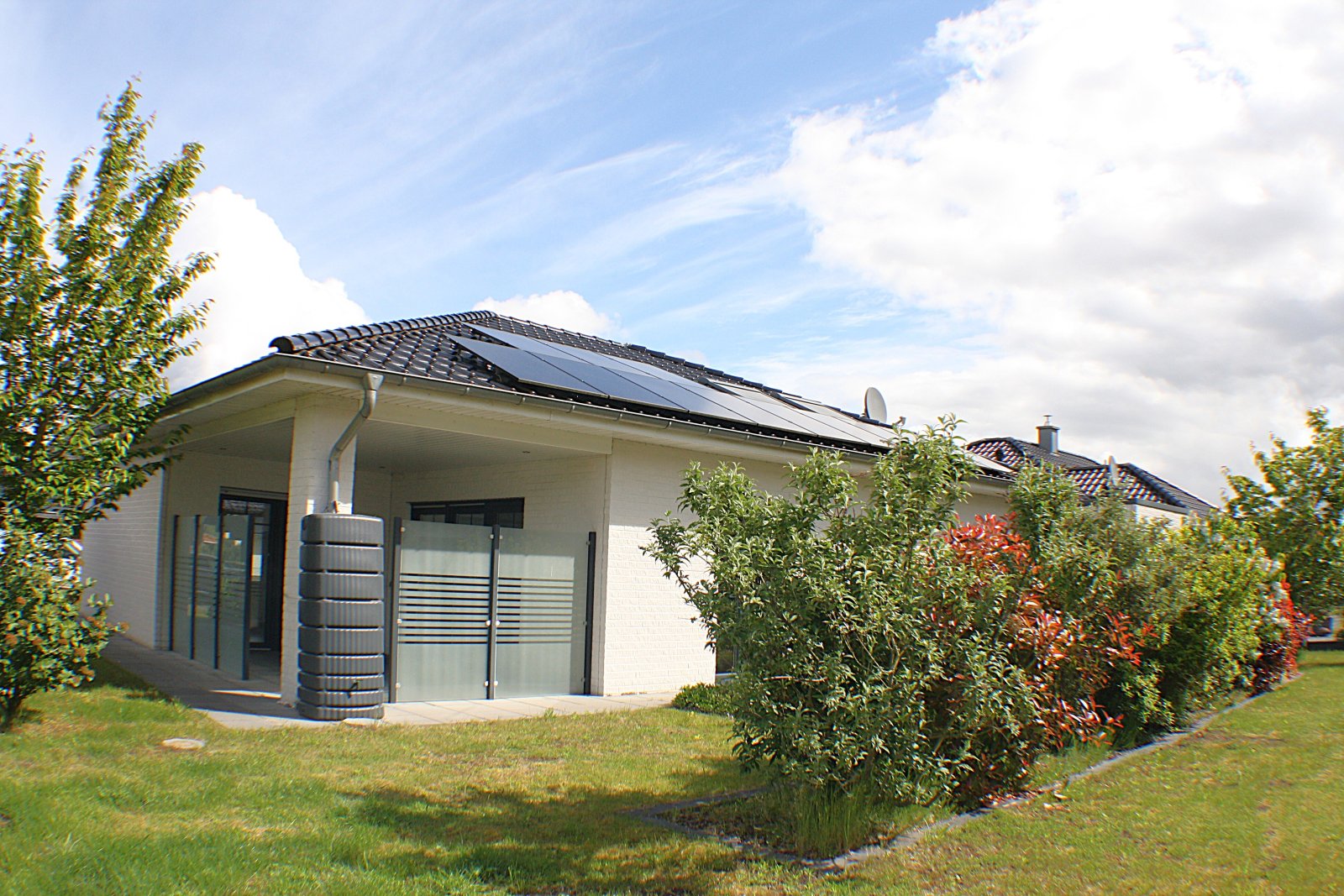 Bungalow in Seenähe ruhig, ebenerdig, modern & sofort bezugsfrei