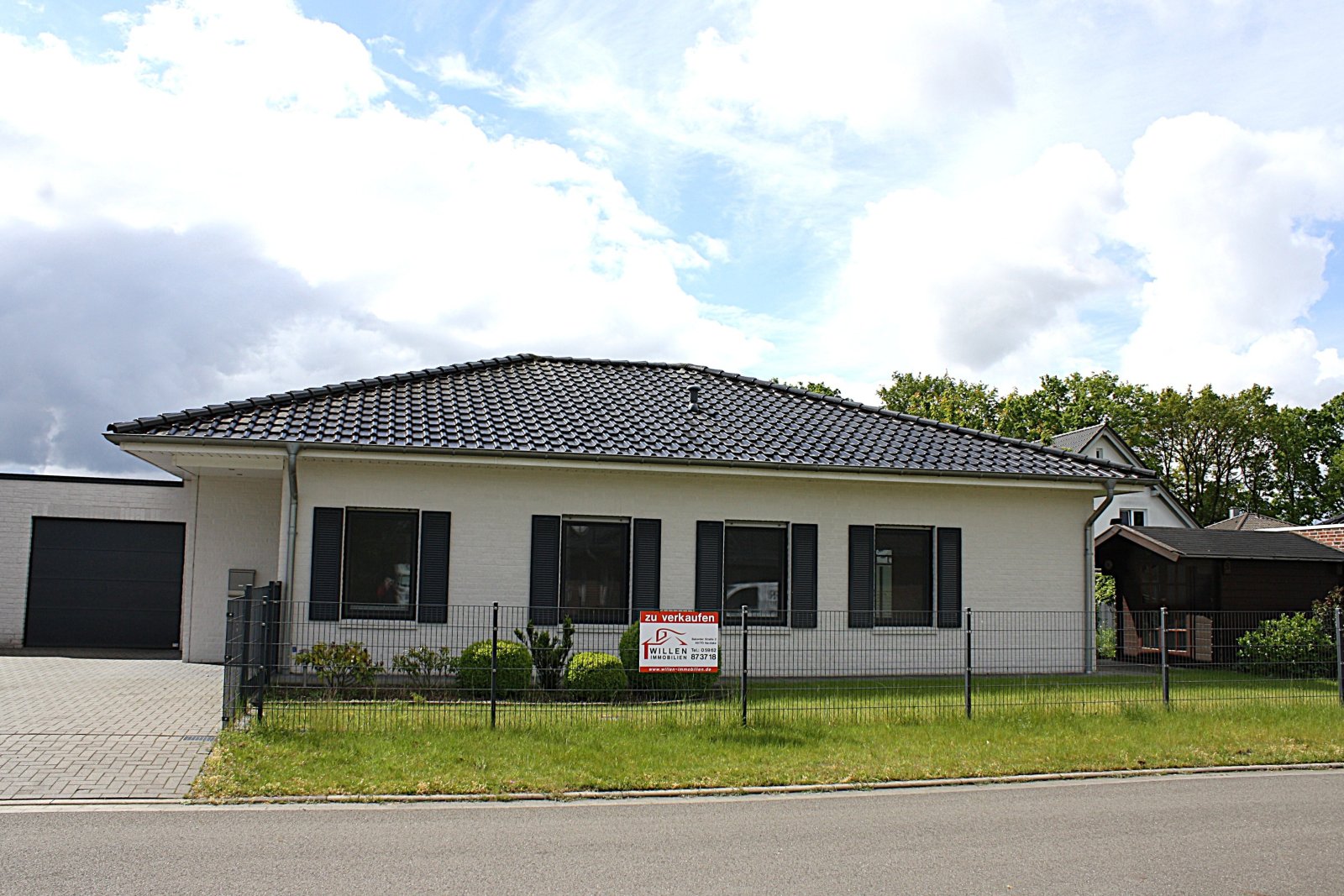 Bungalow in Seenähe ruhig, ebenerdig, modern & sofort bezugsfrei