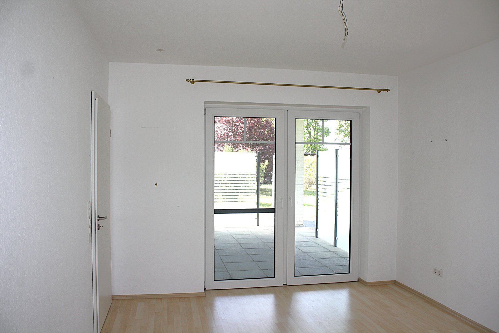 Bungalow in Seenähe ruhig, ebenerdig, modern & sofort bezugsfrei